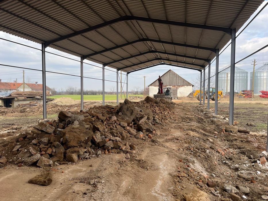 Vand hale metalice pentru comenzi sunati 12cu44m cu h5