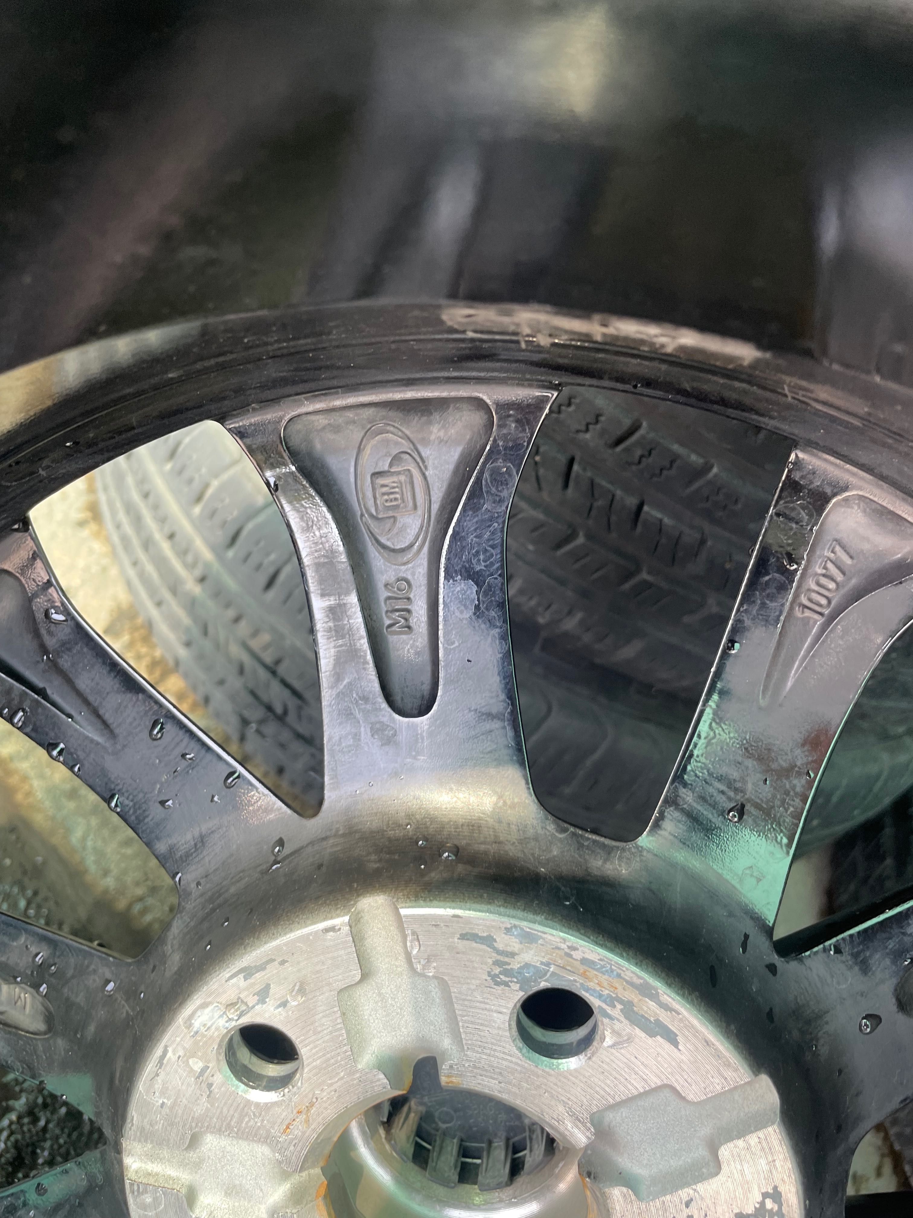 BU/U Monza Premier Saka diska 16R 5/105