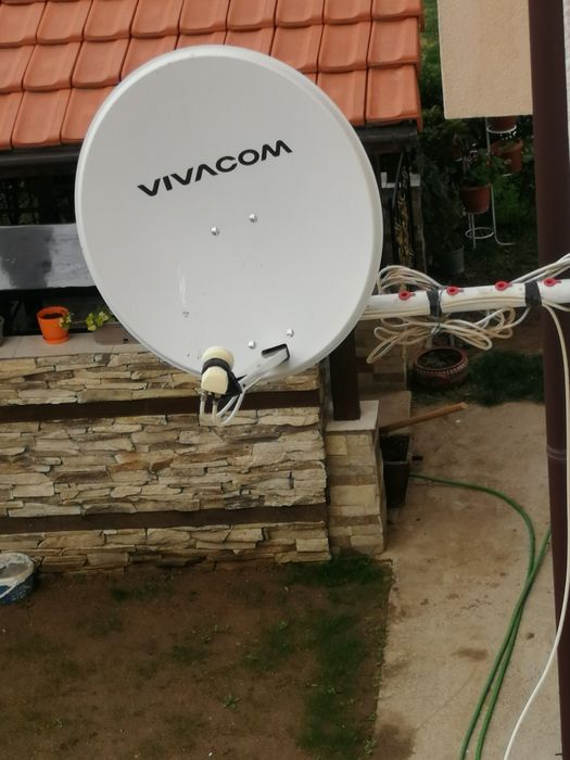 Сателитна чиния Виваком