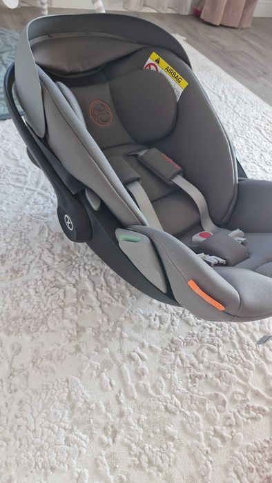 Scoică auto Cybex Gold Cloud G i-Size – Lava Grey