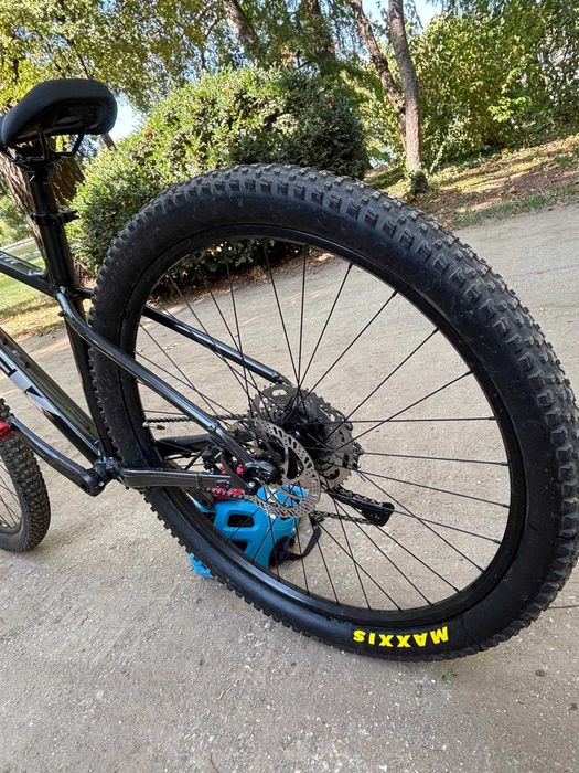 TREK MARLIN 6 GEN 3/3025 aproape noua