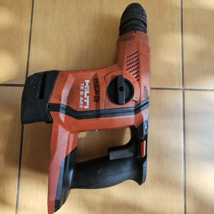 Bormasina HIlti TE 6 -A22/Fierastrau Hilti WSR 22-A(pentru piese