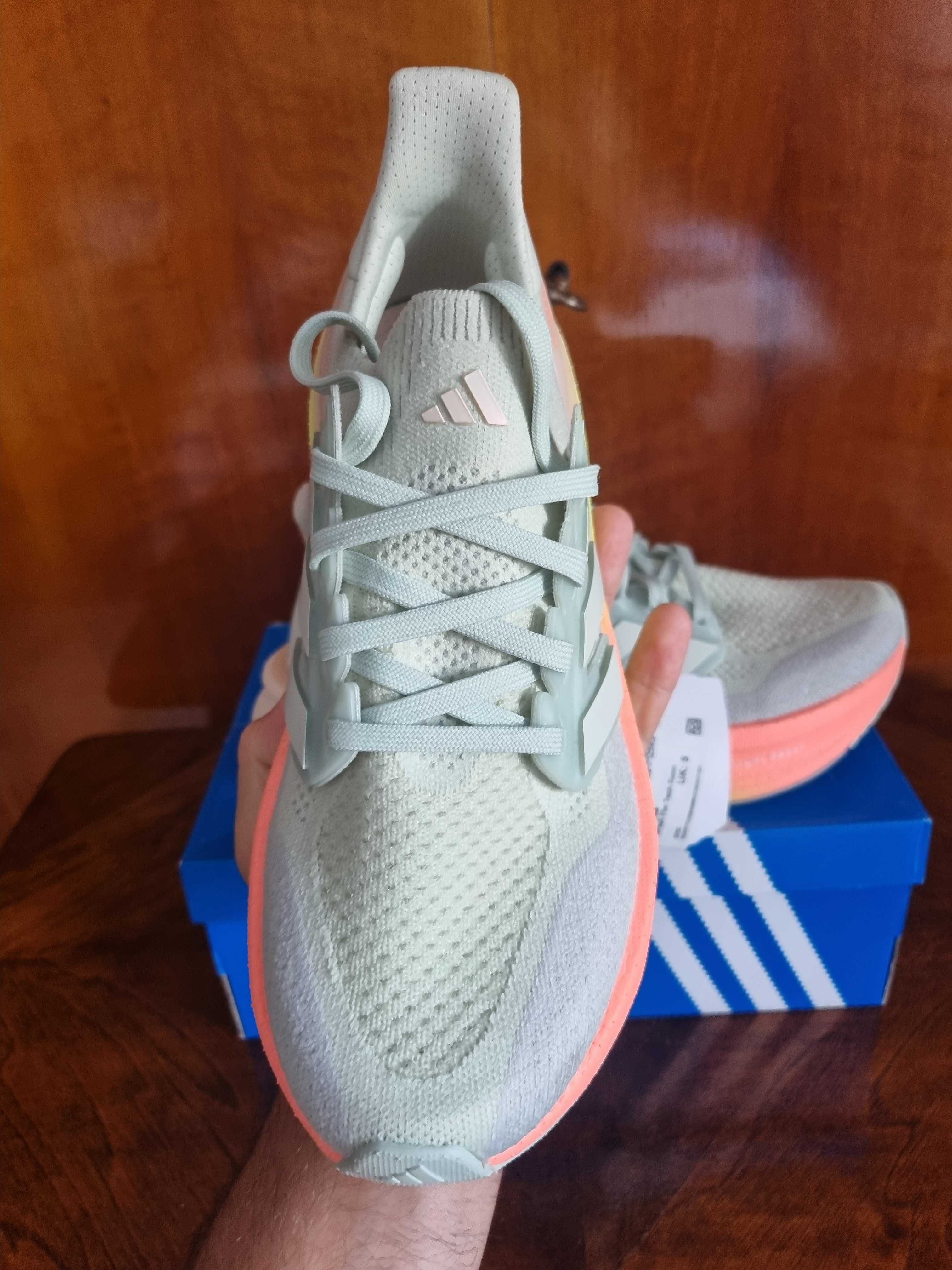 Adidas Ultraboost 5 (nu nike,hoka,asics,new balance)