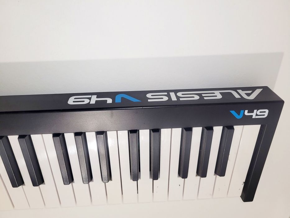Claviatură midi Alesis V49