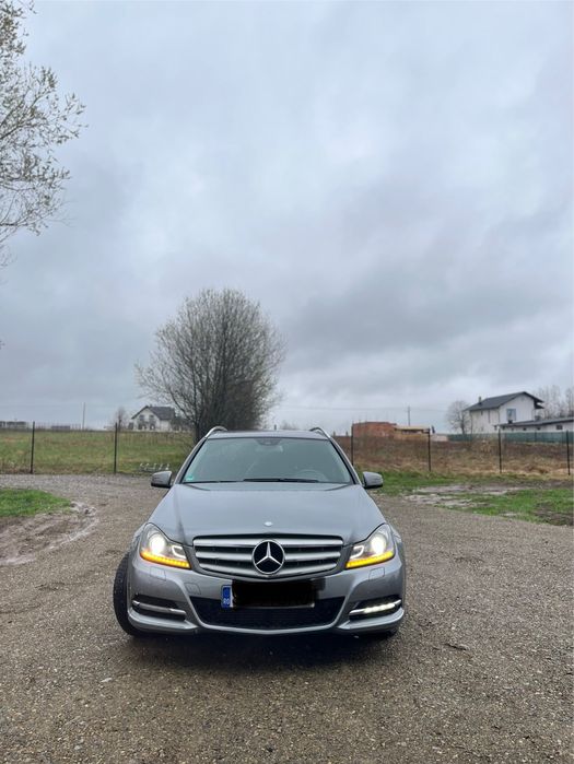 Mercedes C 220d 170cp automat