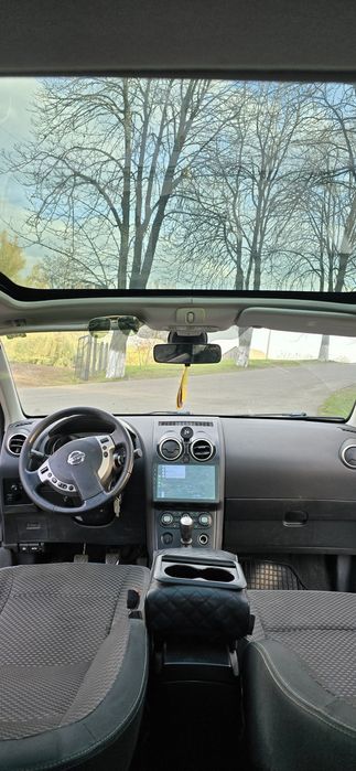 Vand nissan qashqai panoramic