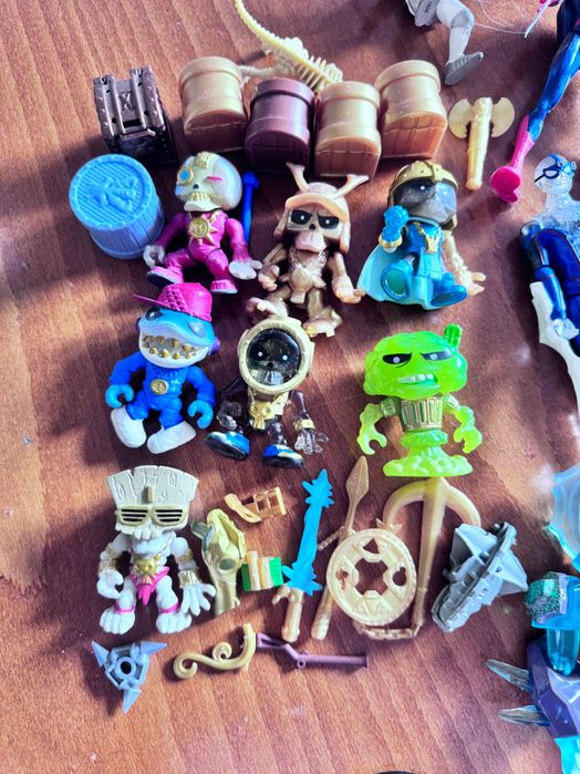 Лот оригинални играчки Спайдърмен, Батман, Майнкрафт и др.