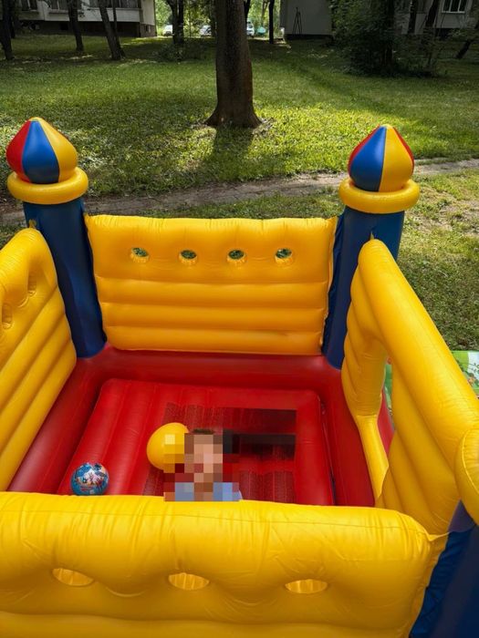 Нядуваем детски батут