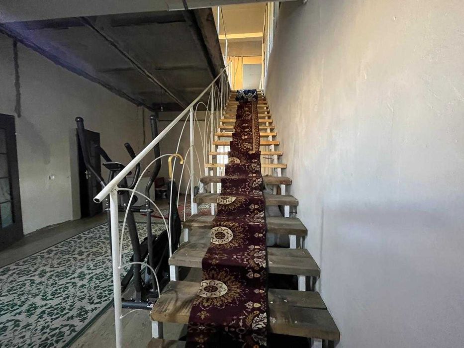 ДОМ в центре города в р-не Центр. офиса Народного Банка""