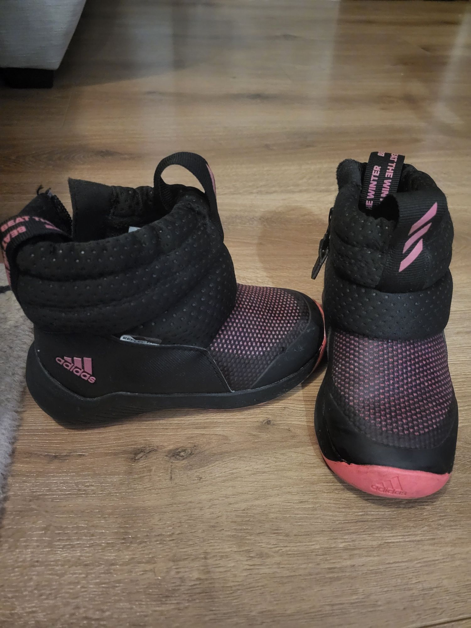 Ghete iarna Adidas marime 25 1/2