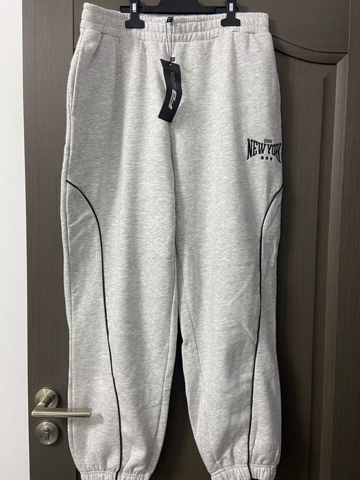 Bluze și pantaloni de trening bărbătești noi