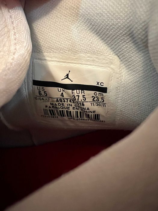 nike air JORDAN 1 retro ZIP дамски , женски маратонки номер 37,5