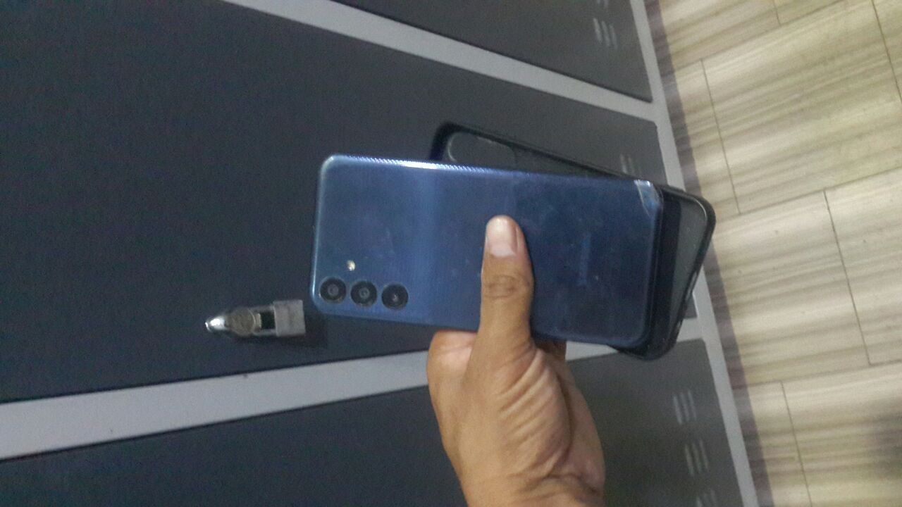 Samsung galaxy s4 arginal va galaxy M15 5g