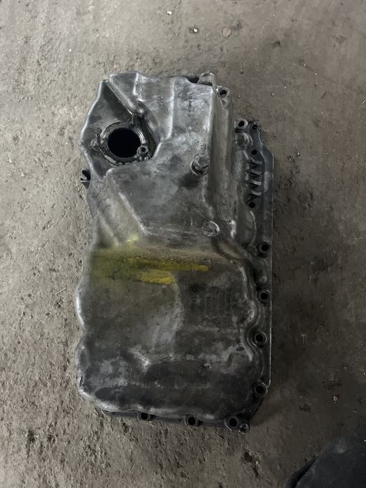 Baie ulei bmw f10 f11 520d 2.0d n47 184cp 218cp