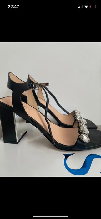 Sandale Guess elegante