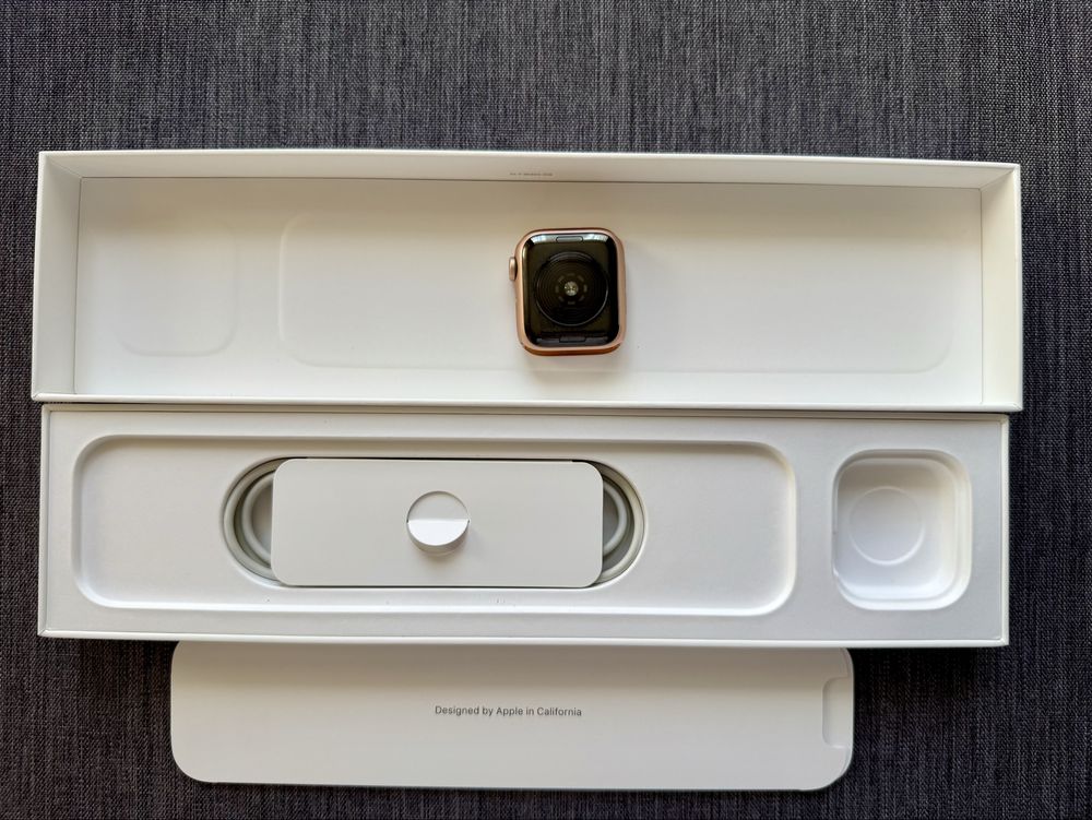 Apple Watch SE 40 mm