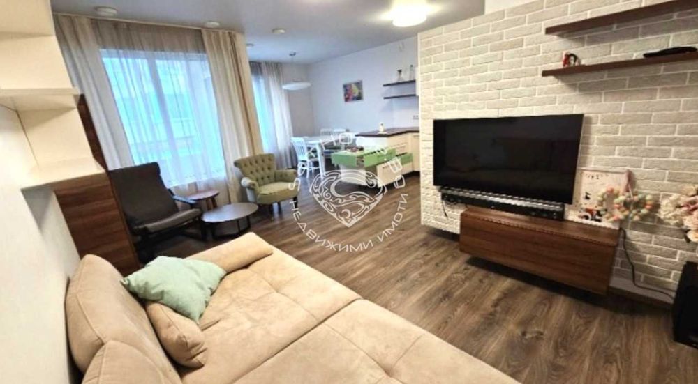 Продава се Тристаен апартамент в Варна, Базар Левски - 103 кв.м за 2602 €/кв.м - Снимка #1
