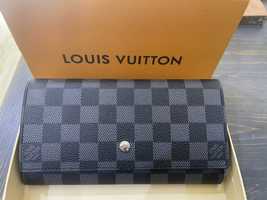 Louis vuitton портфейл