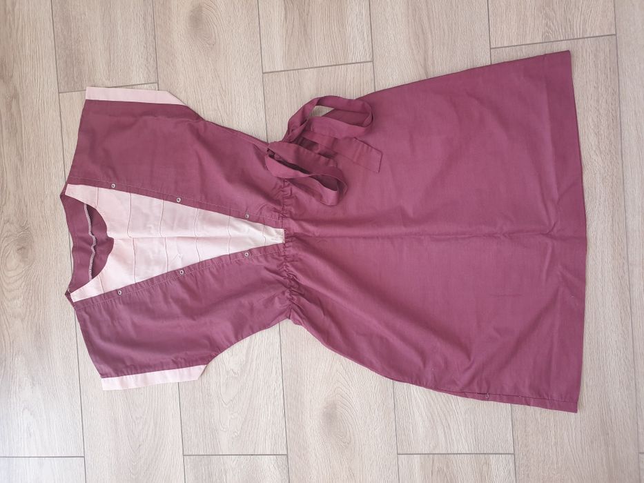 Costum medical (rochie)