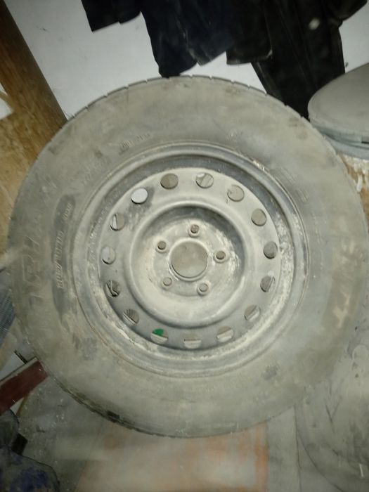 205/70R15размер покрышка с диском.