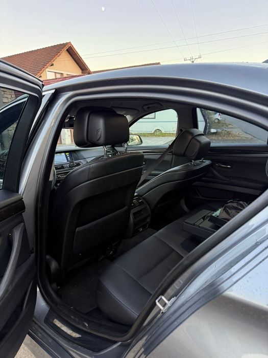 Bmw 523i 2011 led impecabil