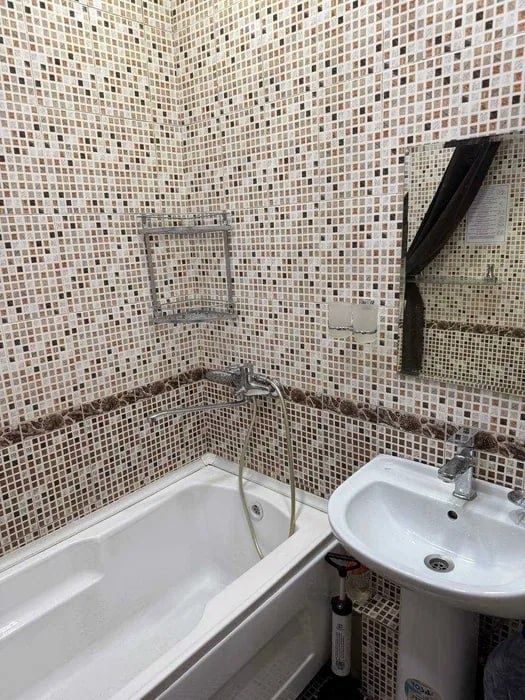 Chilonzor tumani Novza metroni yonida 2xonali kvartira ijaraga berilad