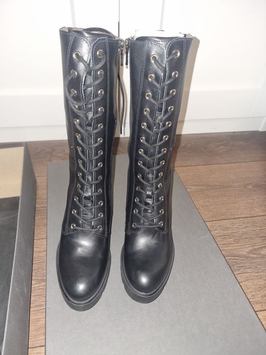 Дамски боти на ток / кубинки 37 номер