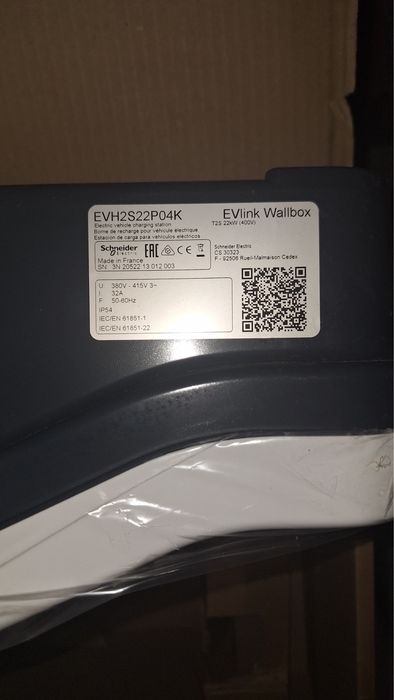 Statie de incarcare masina electrica Schneider 380v 22w NOU