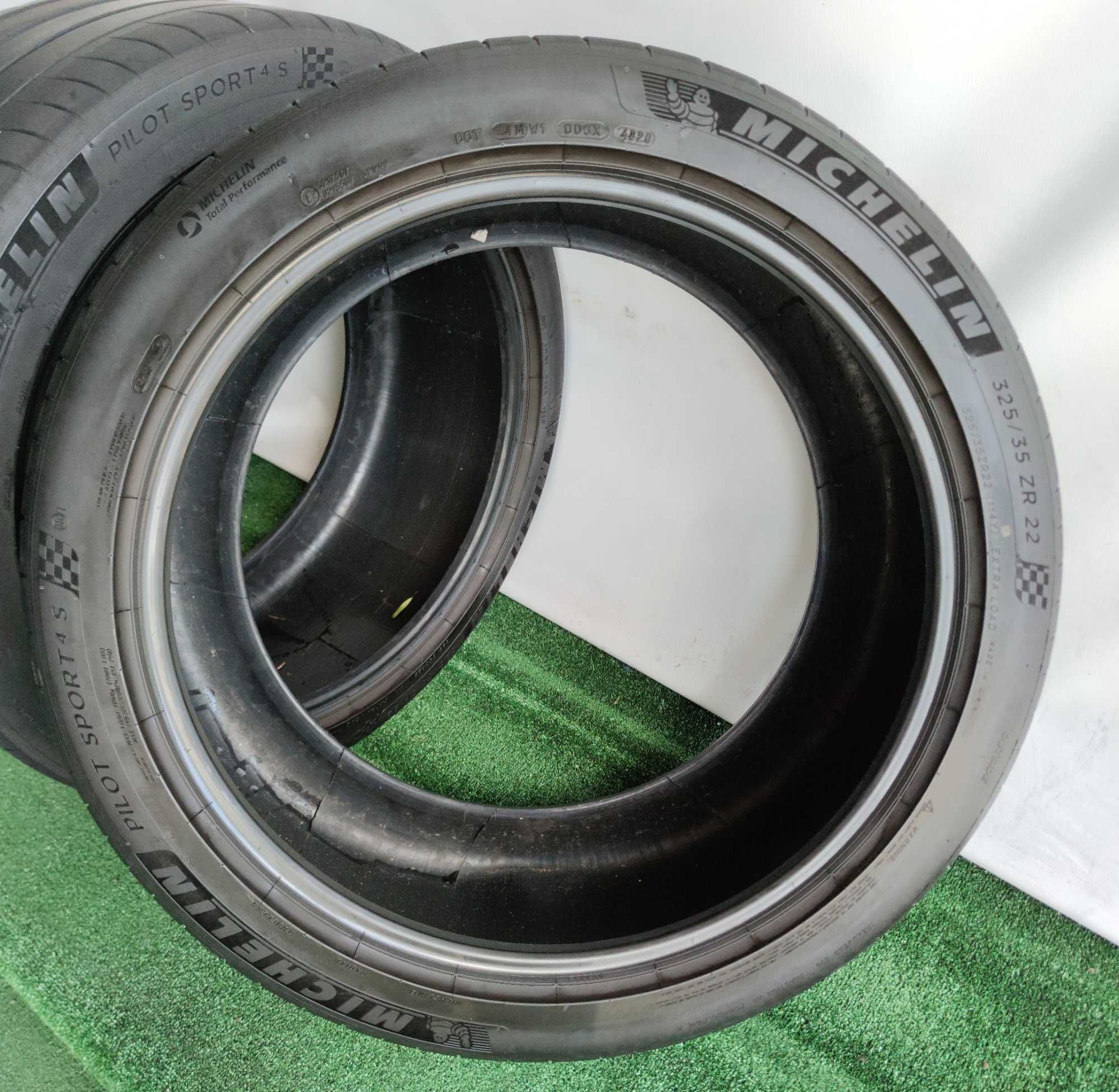 2бр 325/35r22 MICHELIN PILOT SPORT 4 S летни