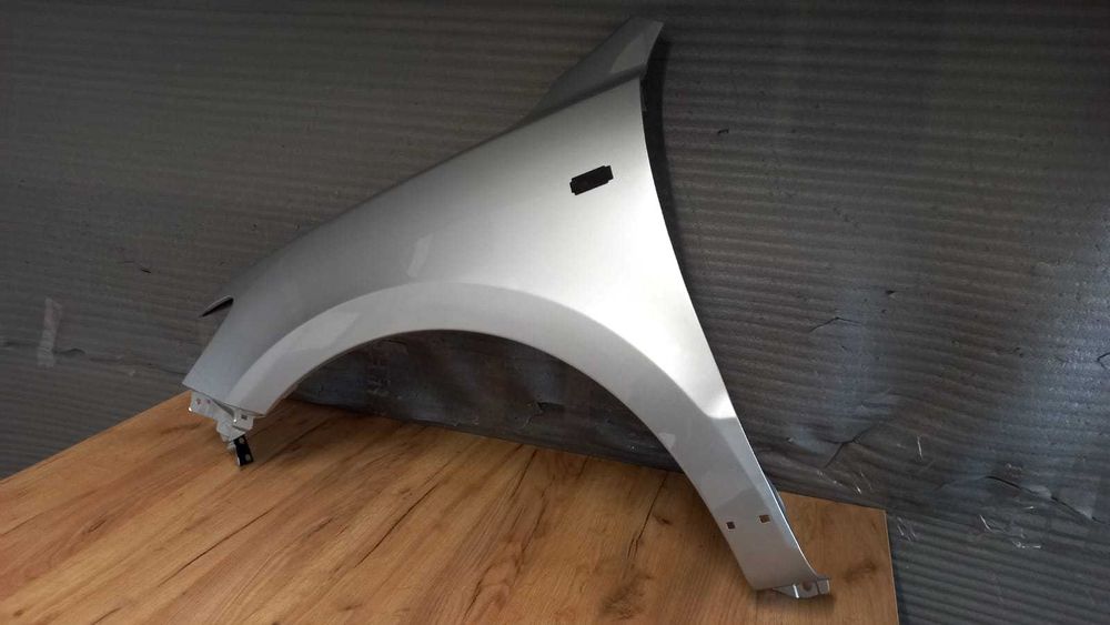 Aripa Fata Stanga Hyundai Santa-Fe 2005-2009 (i6M (Gri))