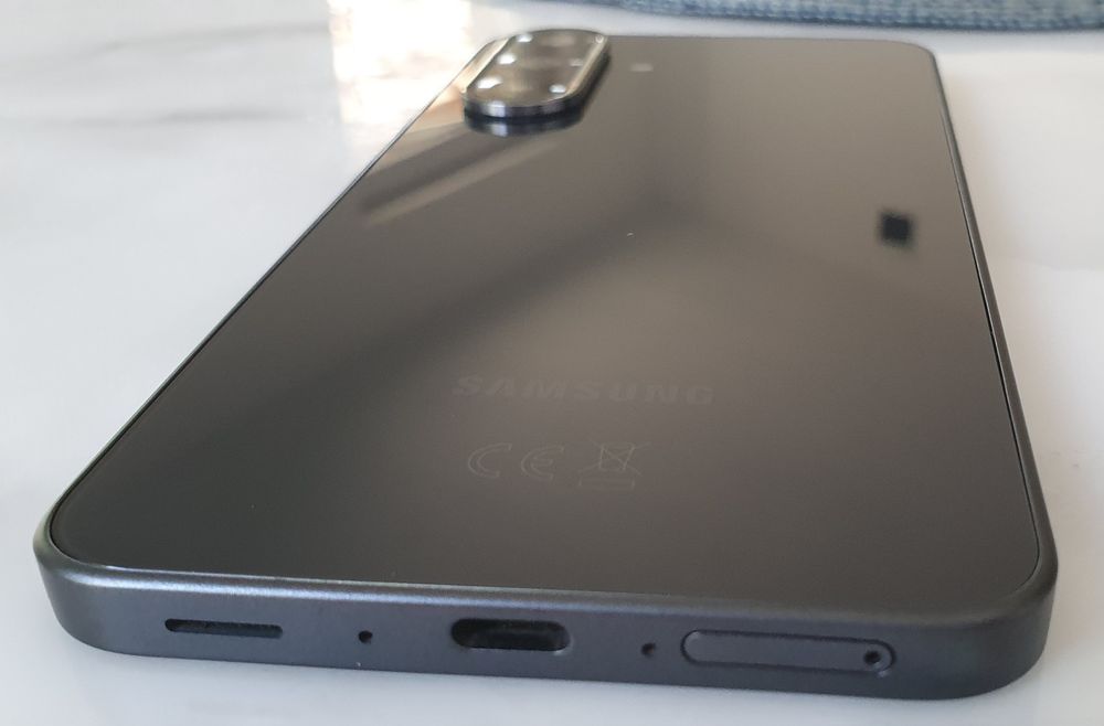 Samsung A36-5G.de 128Gb.ca nou. 10/10!