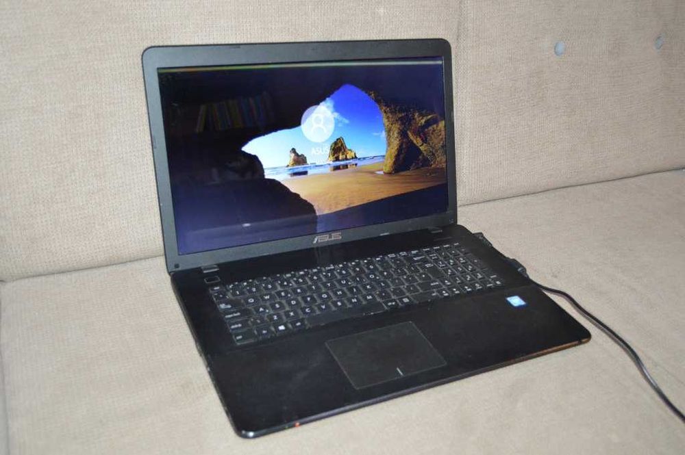 Laptop ASUS X751S Intel Celeron 8gb RAM, 256GB SSD