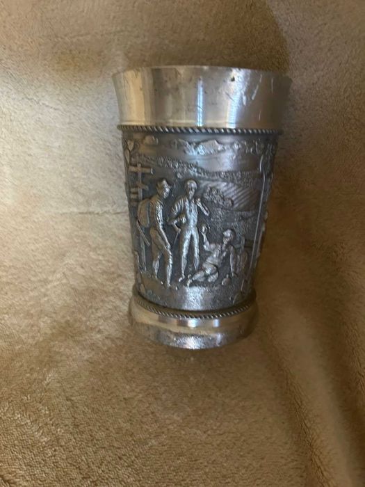 Немска чаша за вино от калай