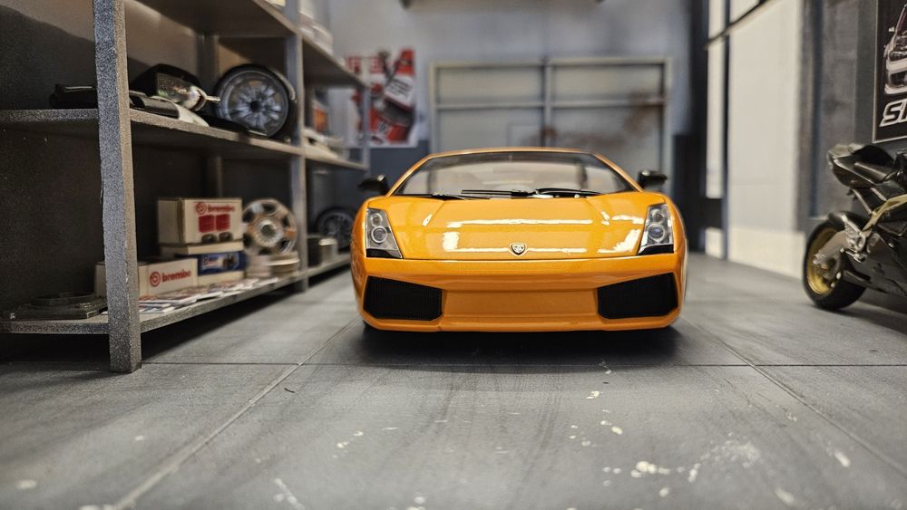 AUTOart Lamborghini Gallardo Superleggera 1:18