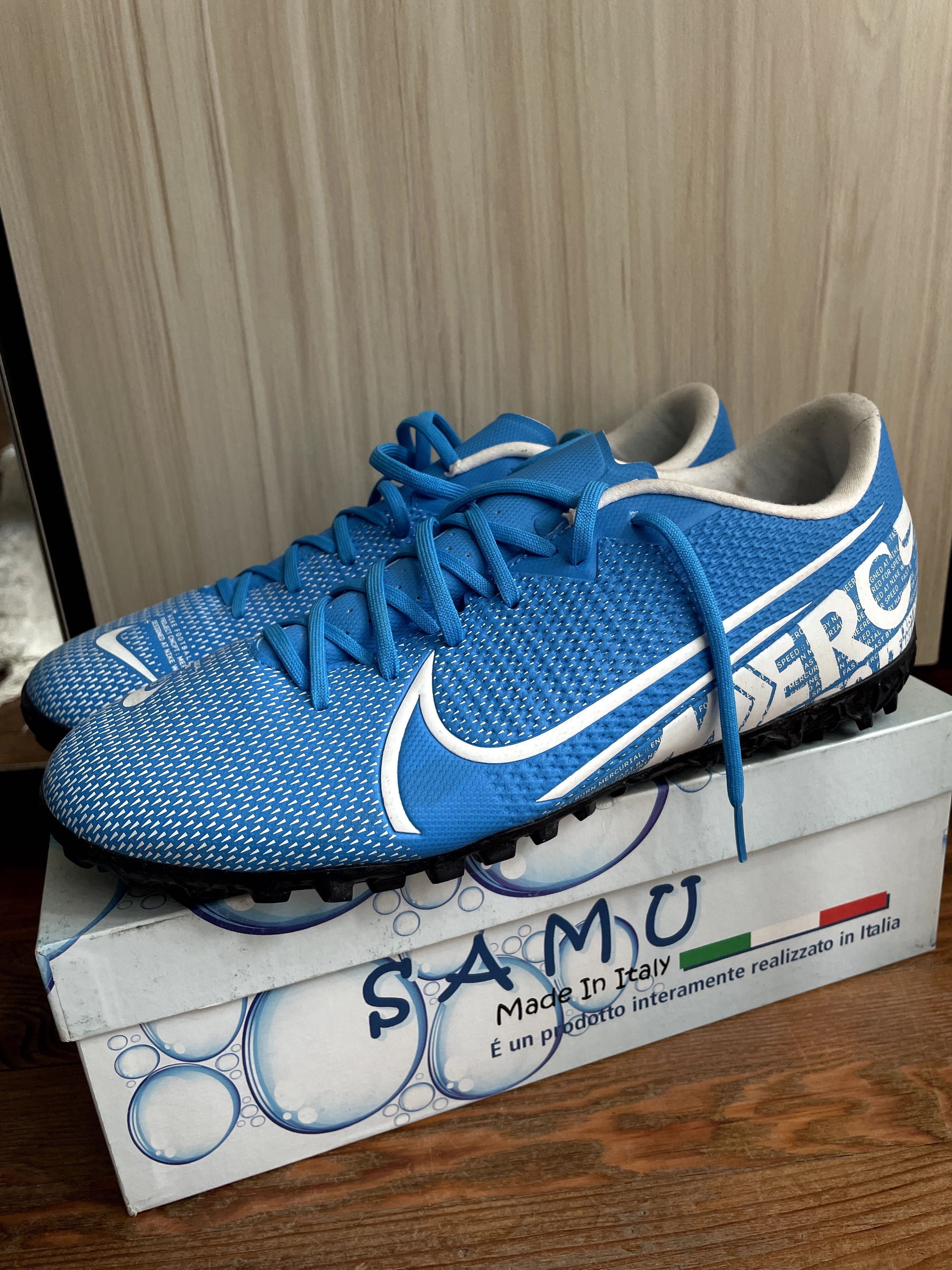 Футболни бутонки Nike