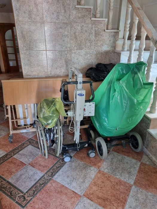 Vand carucior,  pat,macara electrica