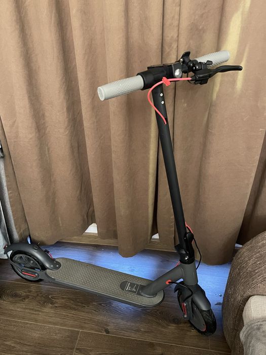 Продавам тротинетка Aovopro