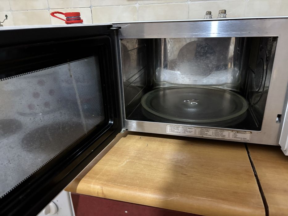 Микроволновая печь