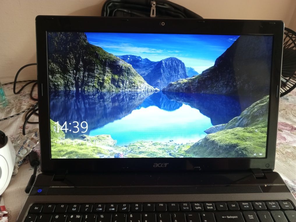 Acer Aspire 5560 Ноутбук сотилади