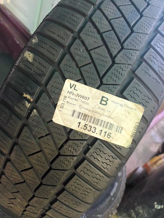 Cauciucuri de iarna aproape noi uzuri nu sunt ,mareme 205/60R16