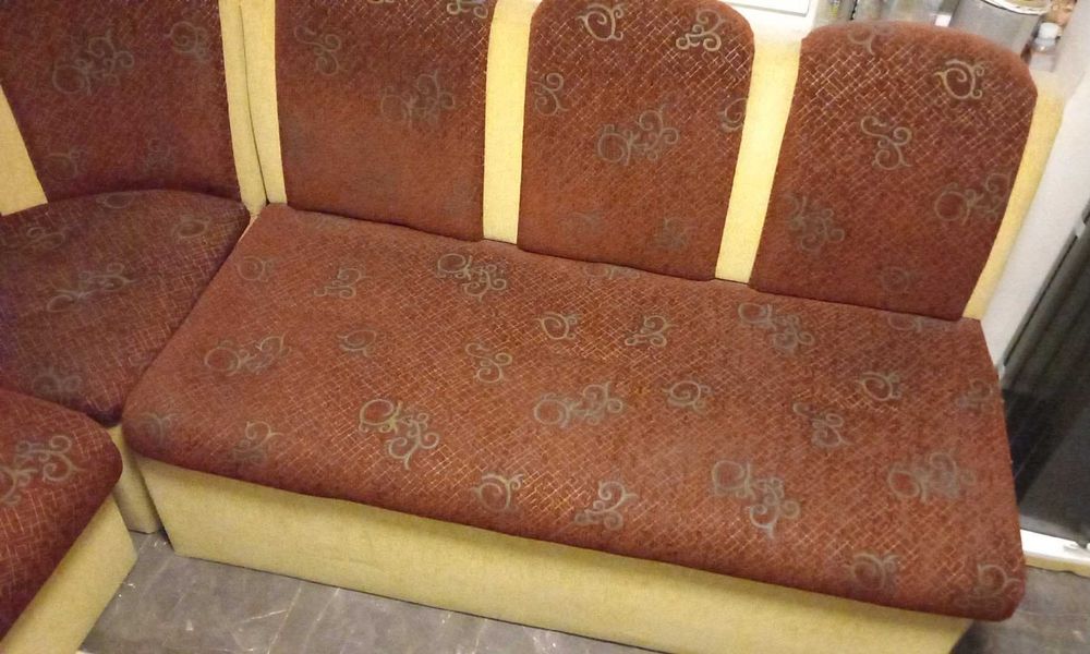 Ъглова Пейка Много Запазена