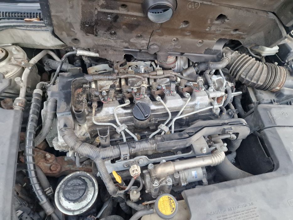 Dezmembrez Toyota Avensis T25 2.2 Dcat 177 cp 2003-2009