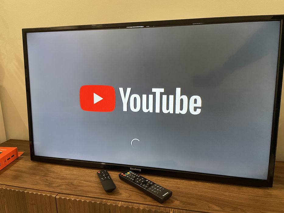 Телевизор 100 см 40 дюйм Smart TV