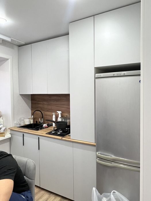 Кухонный гарнитур в отличном состоянии