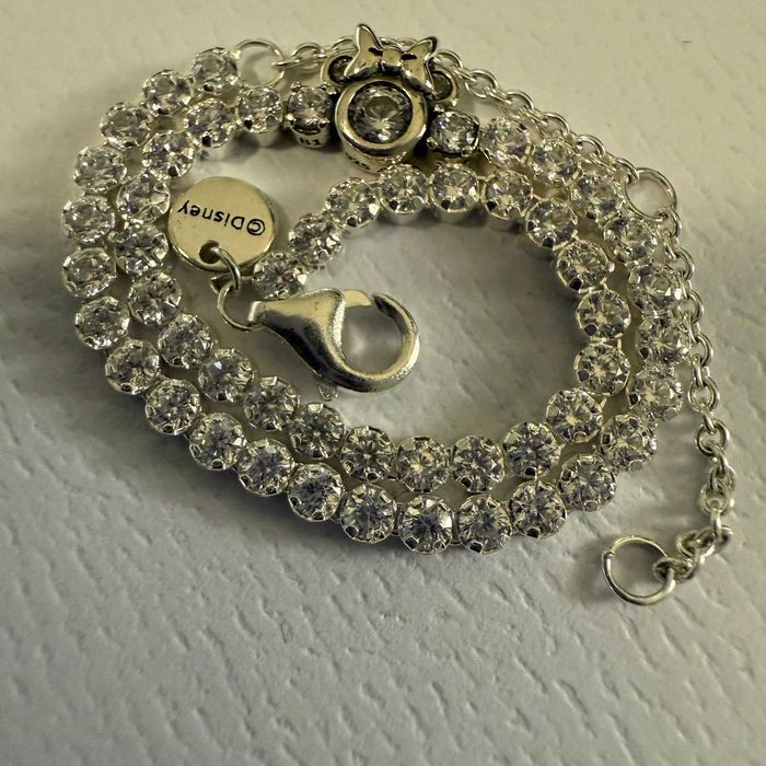 Гривна Пандора|Pandora