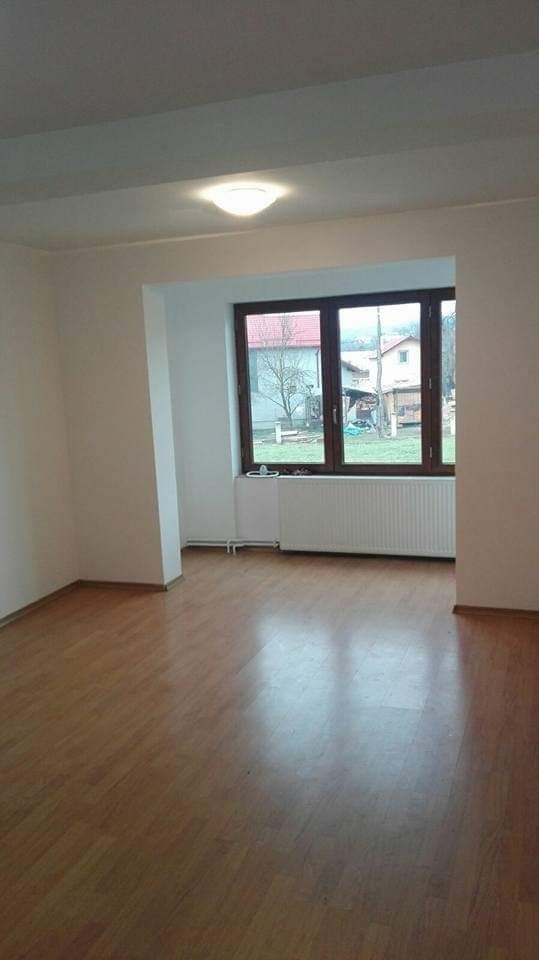 Casa de vanzare persoana fizica