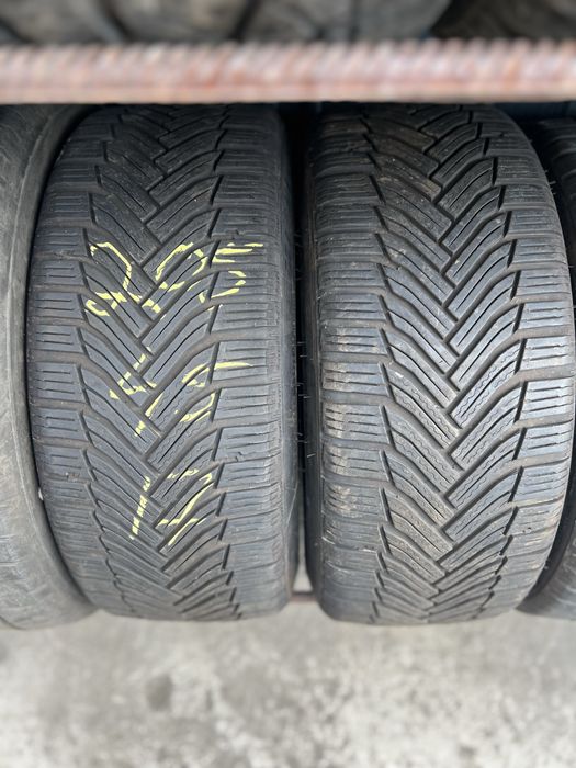 Două anvelope de iarnă 205/45R17 Michelin!