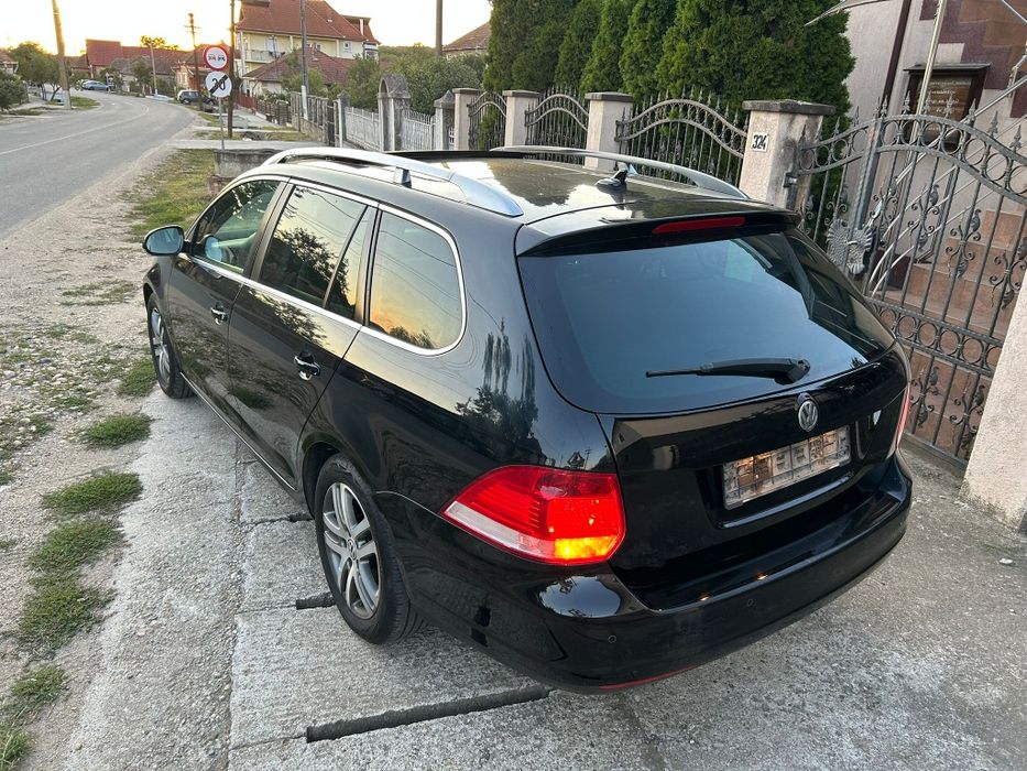 Vw Golf V SportLine Panoramic, 2009, 2.0 TDI, Carte Service, multe dot