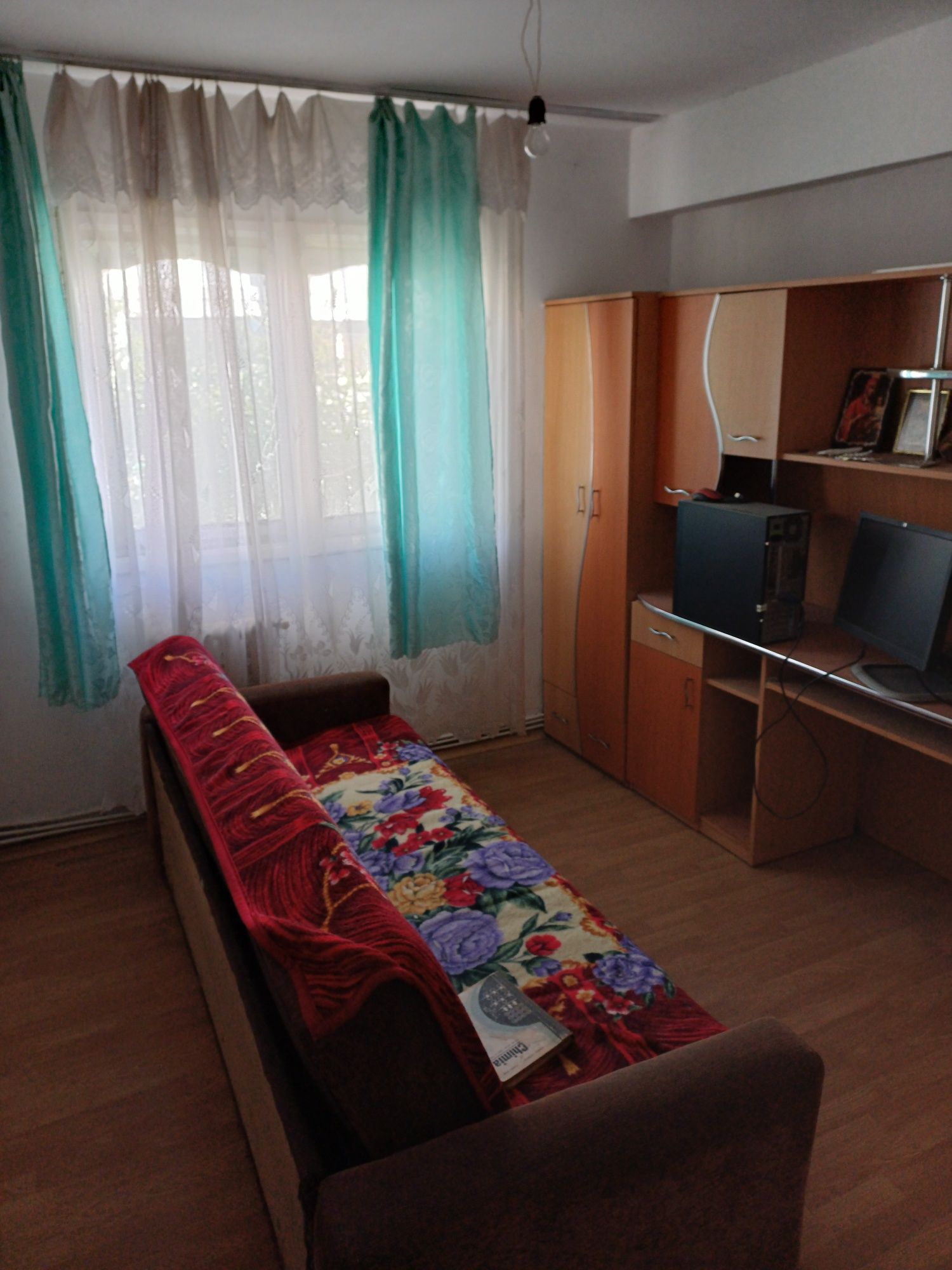 Apartament 3 camere, 53 mp