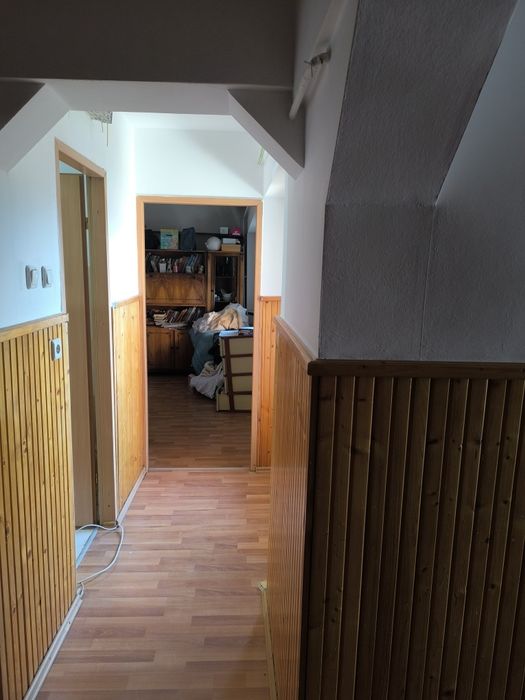 De vânzare apartament 2 camere+garaj